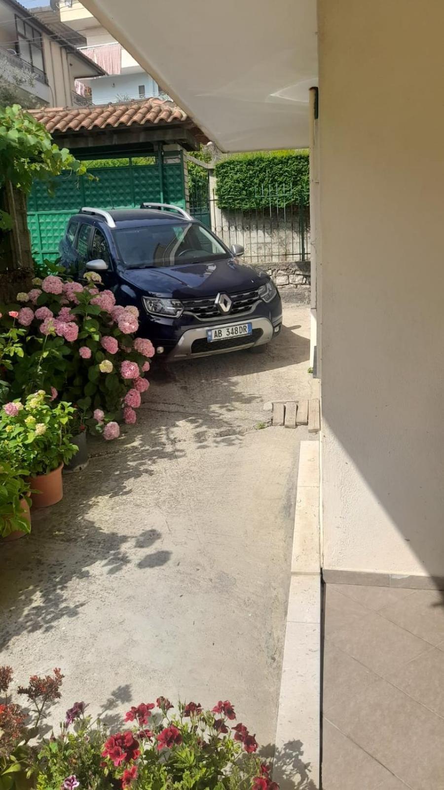 George 1 Daire Gjirokastër Dış mekan fotoğraf