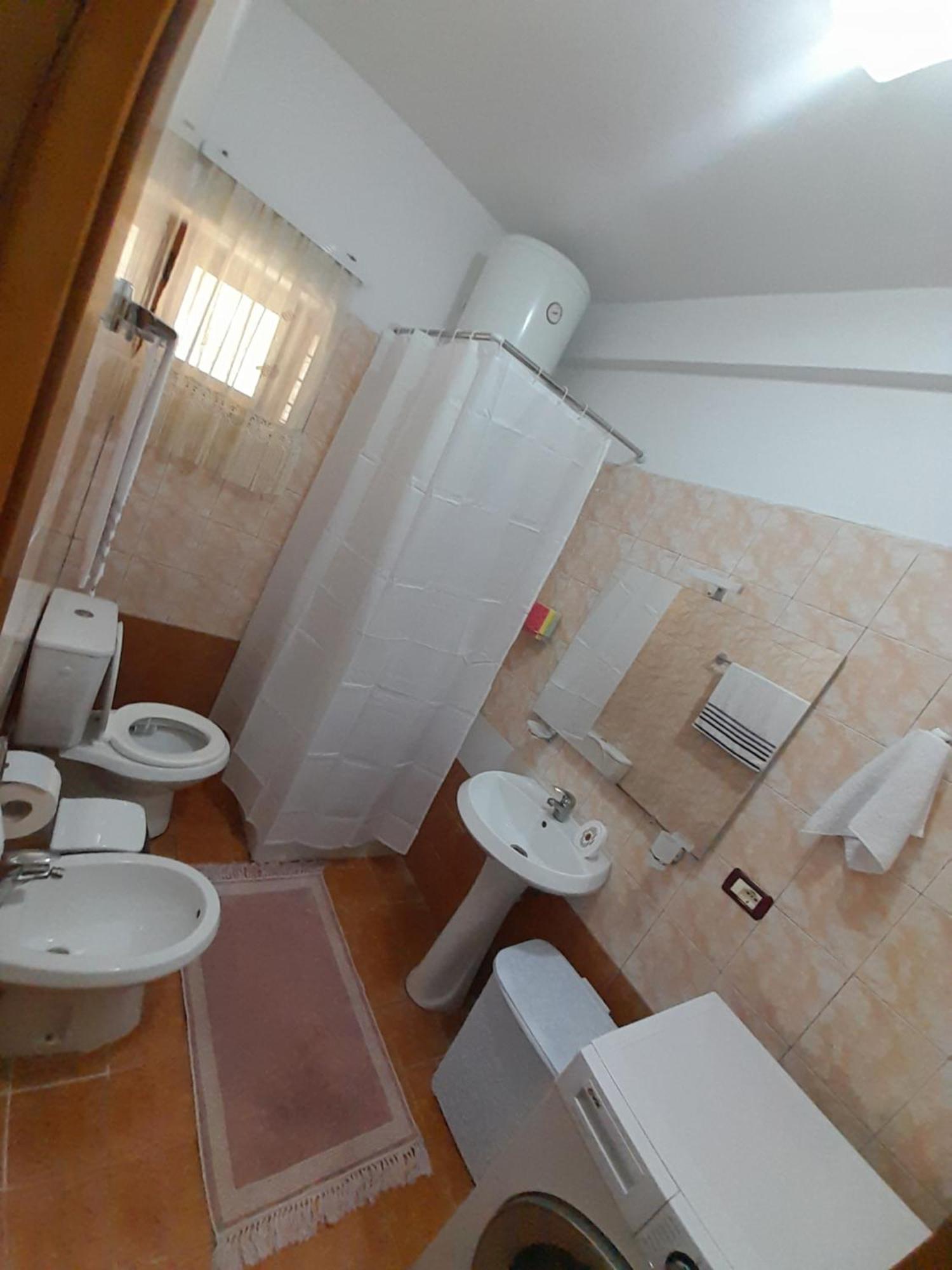 George 1 Daire Gjirokastër Oda fotoğraf
